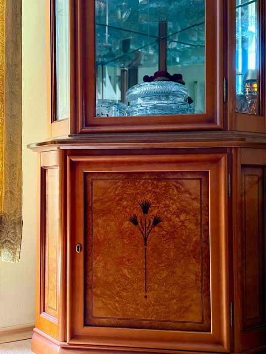 Масивен комплект Бюфет + Витрина + ТВ/Видео Шкаф