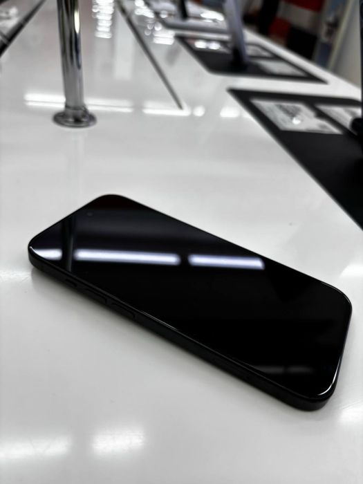 iPhone 15, Black