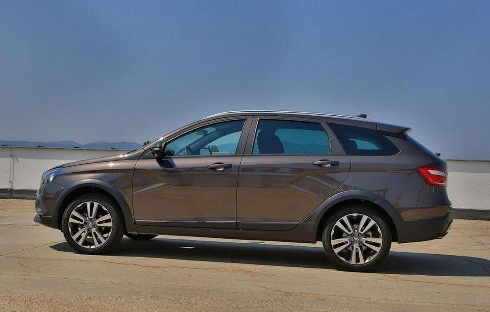 Lada vesta sw cross