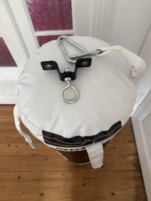 Sac box Knock Out – nou, ideal pentru acasă