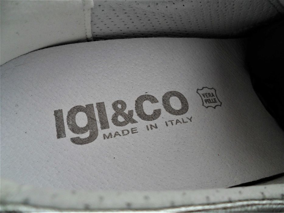 mocasini argintii din piele naturala cu perforatii IGI&CO
