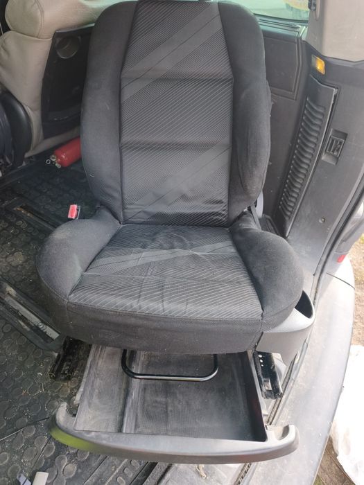 Продавам седалки за Peugeot 307