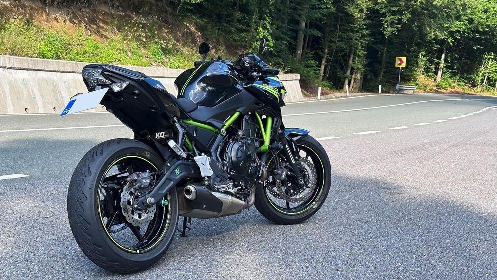 KAWASAKI  Z650  A 2 !!!