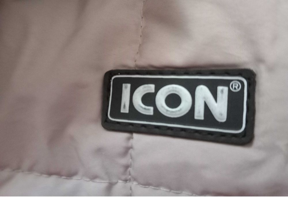 Леко капитонирано яке ICON, размер 42 (мъжко S-М / дамско M-L)