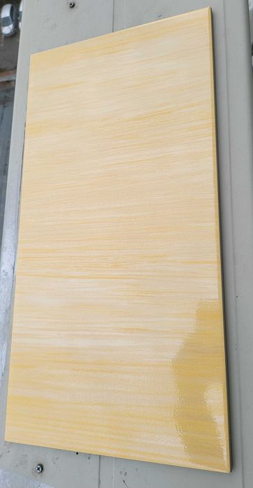 Faianta 20 cm ×  50cm