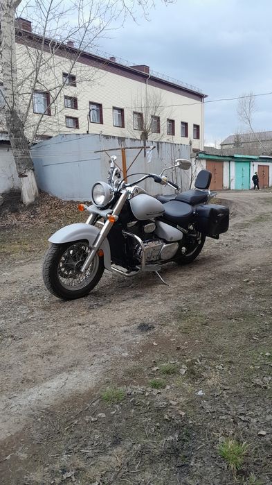 Suzuki Boulevard C50