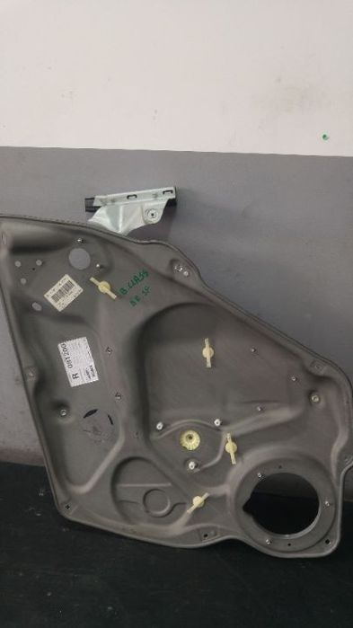 Macara geam electric dreapta spate mercedes b class w245 a1697301679