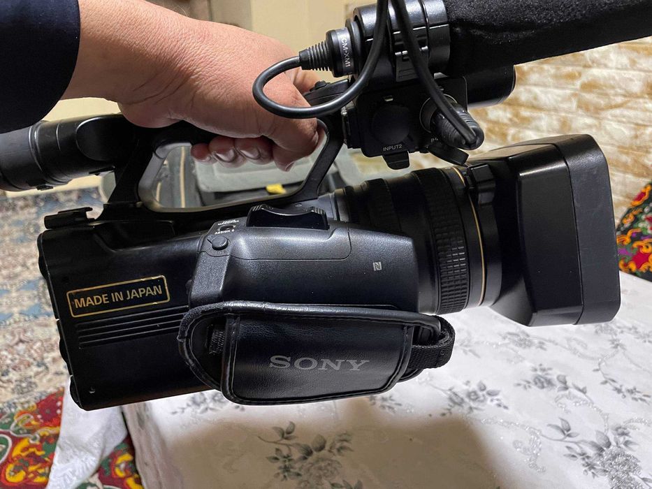 Видеокамера Sony NX3