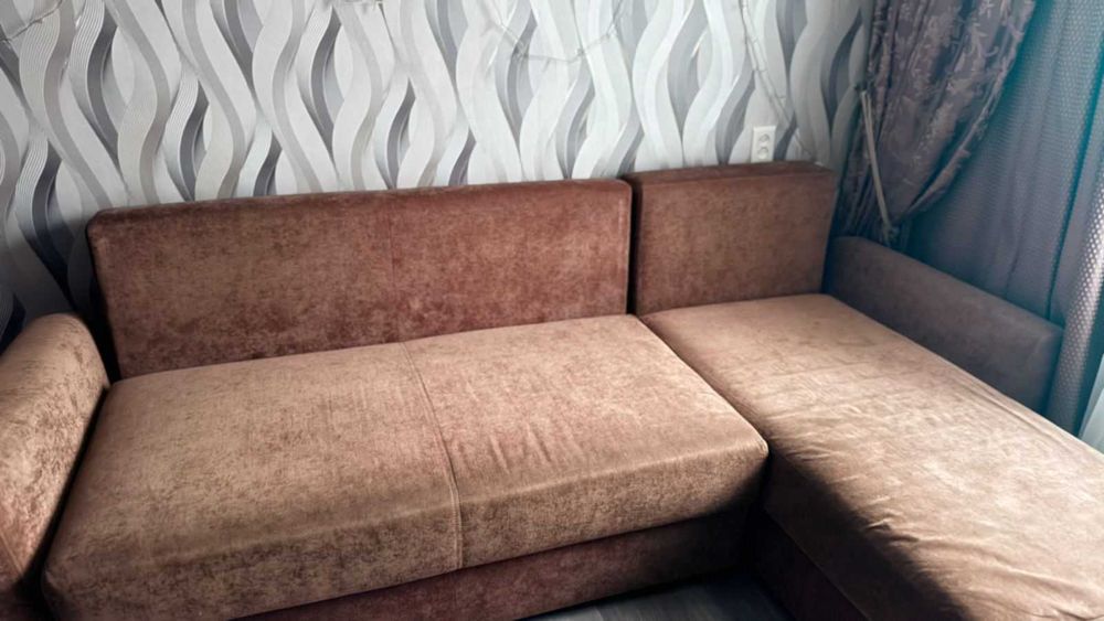 Продам диван б/у