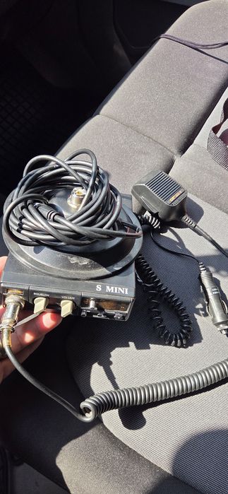Vand statie CB CRT S MINI cu talpa magnetica noua.