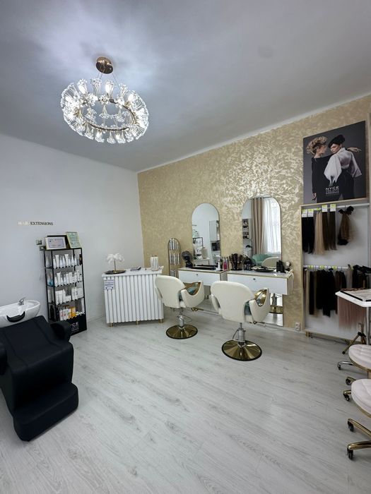 Se vinde ,salon de coafură !