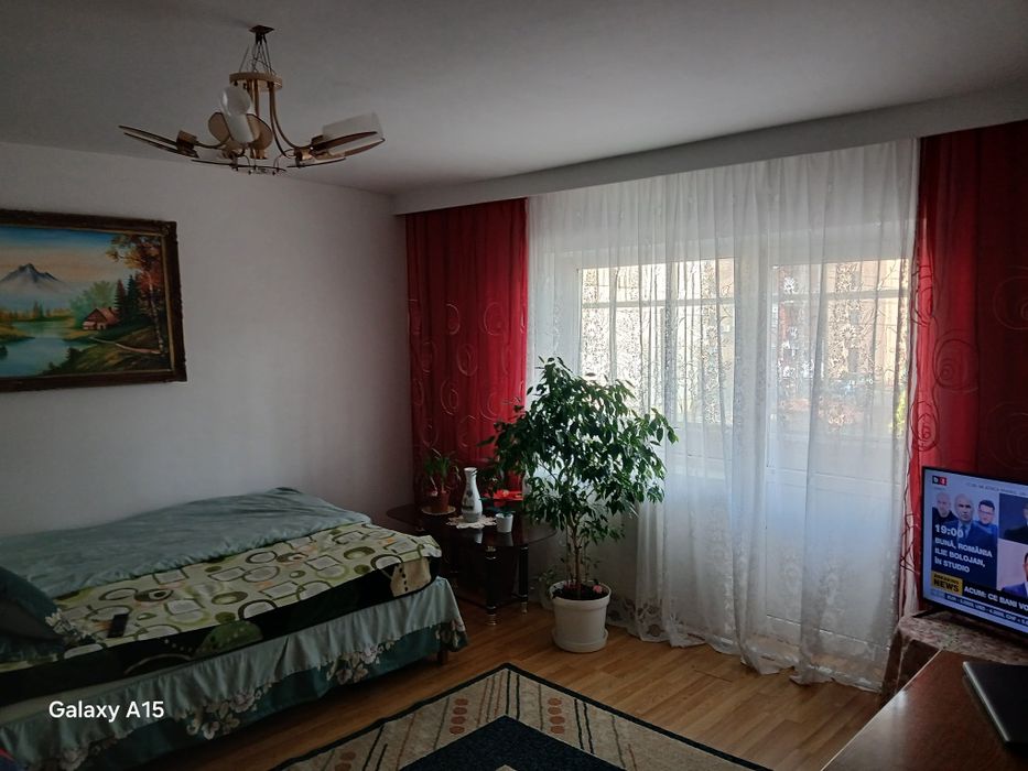 Vând garsoniera în Mioveni, 42mp, Robea