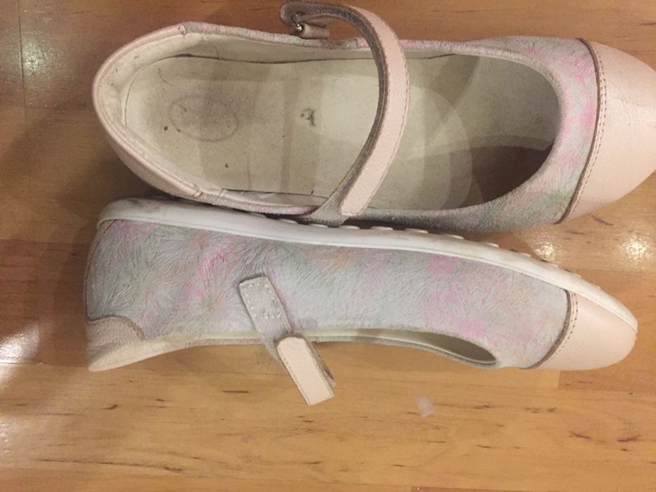 Обувки на Колев и Колев