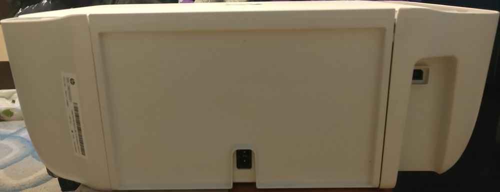Vând imprimantă HP DeskJet 2720