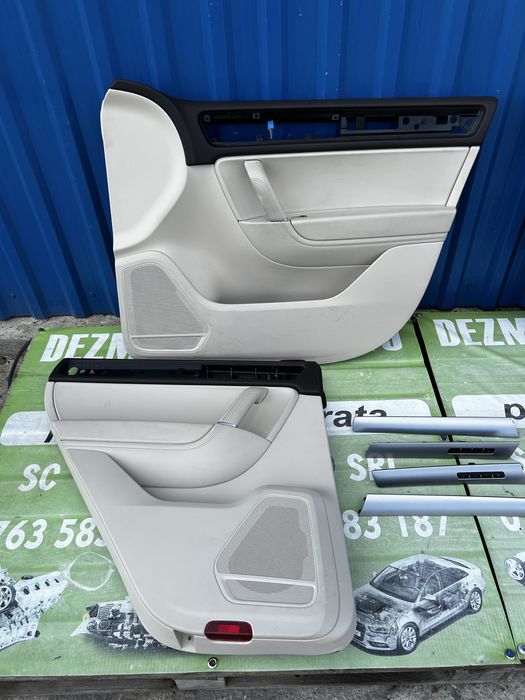 Fețe de ușă interior față și spate  Volkswagen Touareg 7 P