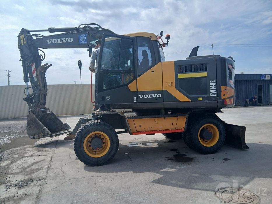 Ekskavator volvo ew 140