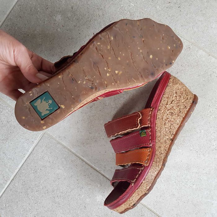 El Naturalista shoes