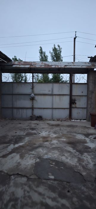 Продаётся дом 206 квадратов временка туалет душ плюс две комнаты новые