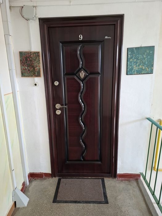 Apartament 3 camere - 72 mp