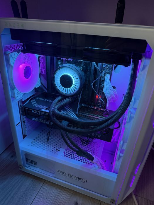 PC Gaming 7800X3D + GeForce RTX 5070 + 32GB RAM