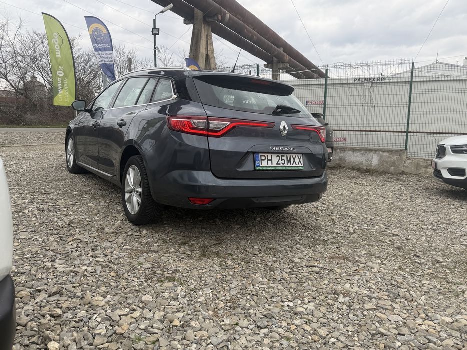 Renault / Megane 1.5 dCi Energy Business/ Euro 6  06.2018 Automata