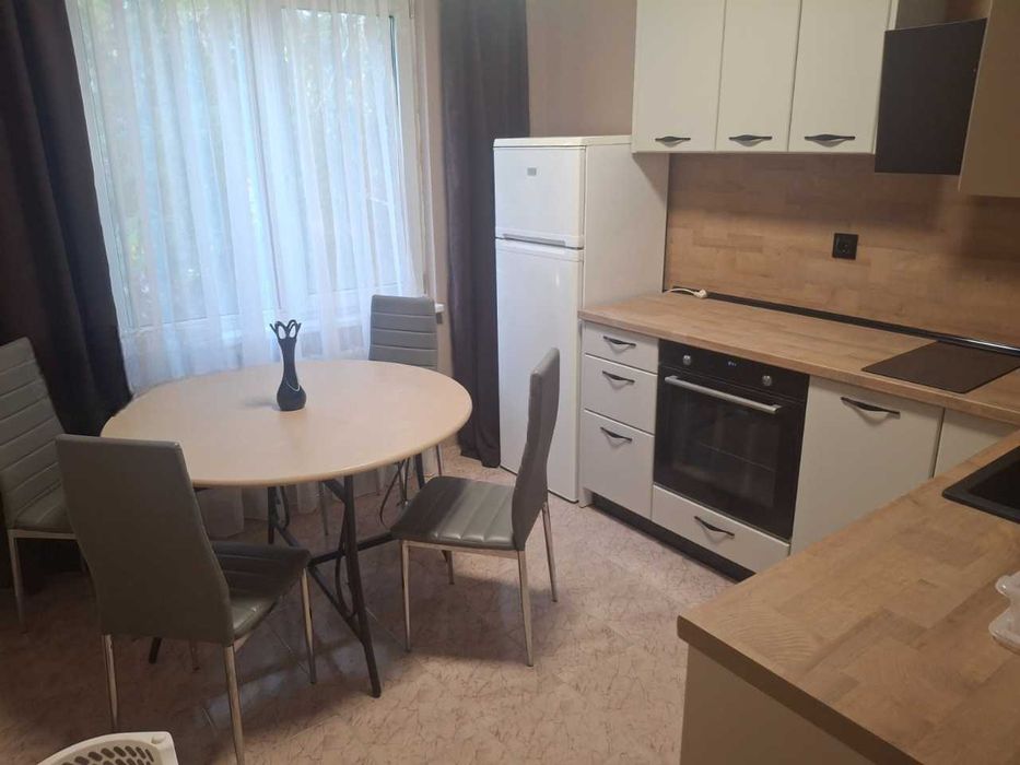 Дава се под наем Едностаен апартамент в София, Медицинска академия - 57 кв.м за 560 € - Снимка #1