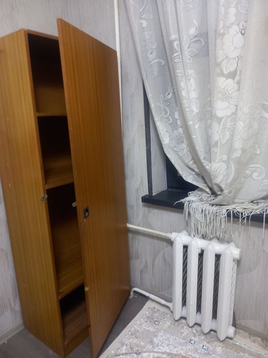 Сдается комната с хозяйкой на месяц и день.