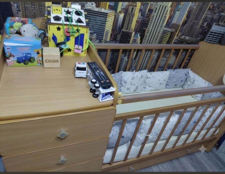 Продам детскую кроватку