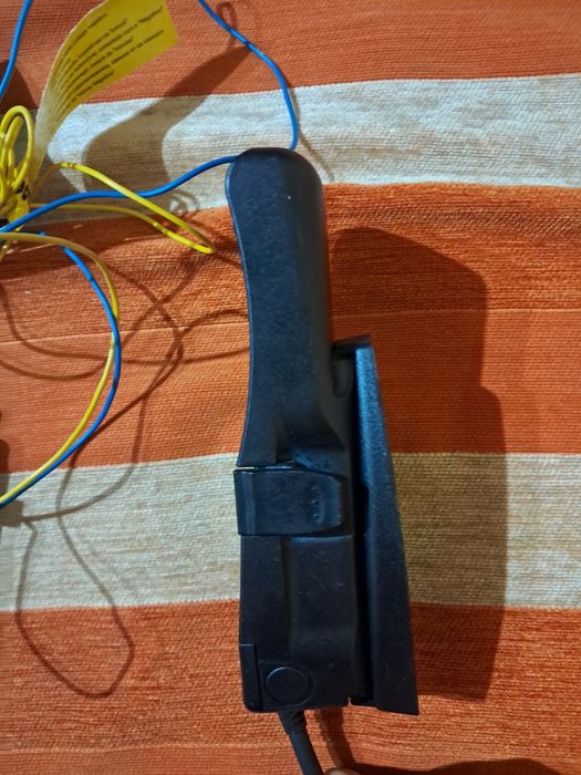Ретро комплект за кола: Работеща Nokia 6310i + Автомобилен модул THB Bury