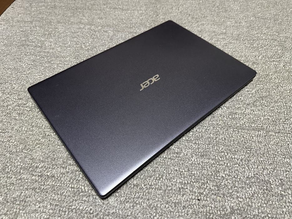 Ноутбук Acer в идеальном состоянии