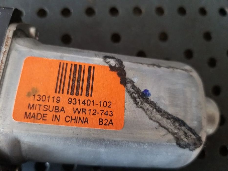 Motoras macara stanga fata jeep grand cherokee 4 wk wk2 931401102