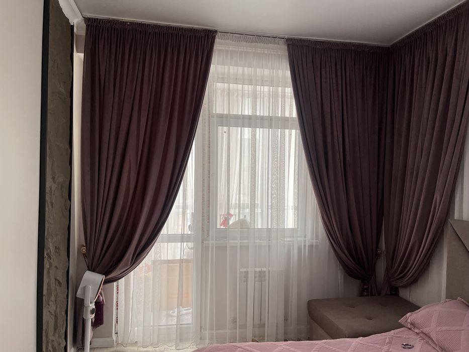 Продам шторы 4 шт