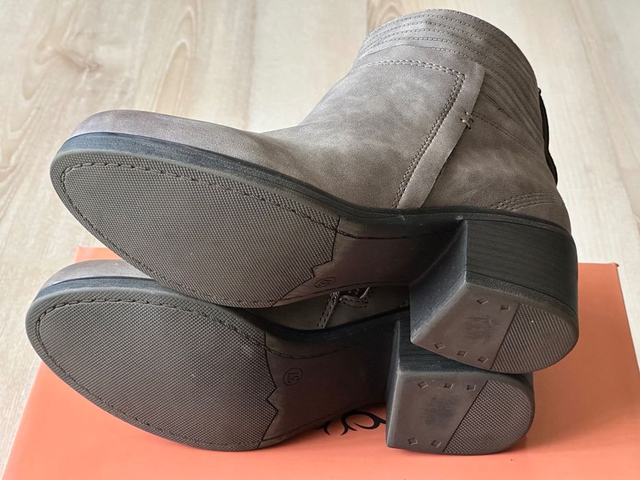 Есенни боти, номер 37