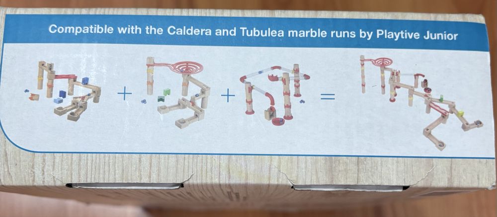 Vând joc construcție cu piese din lemn, circuit cu bile