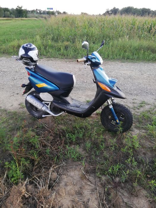 Scuter iamaha booster