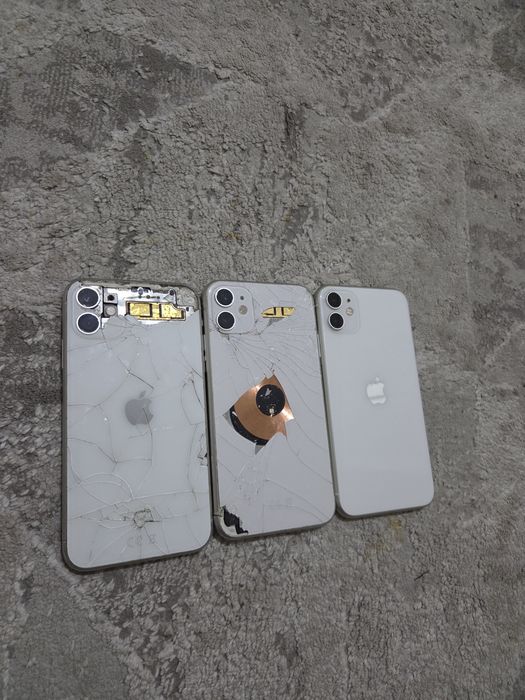 Продам iPhone 11