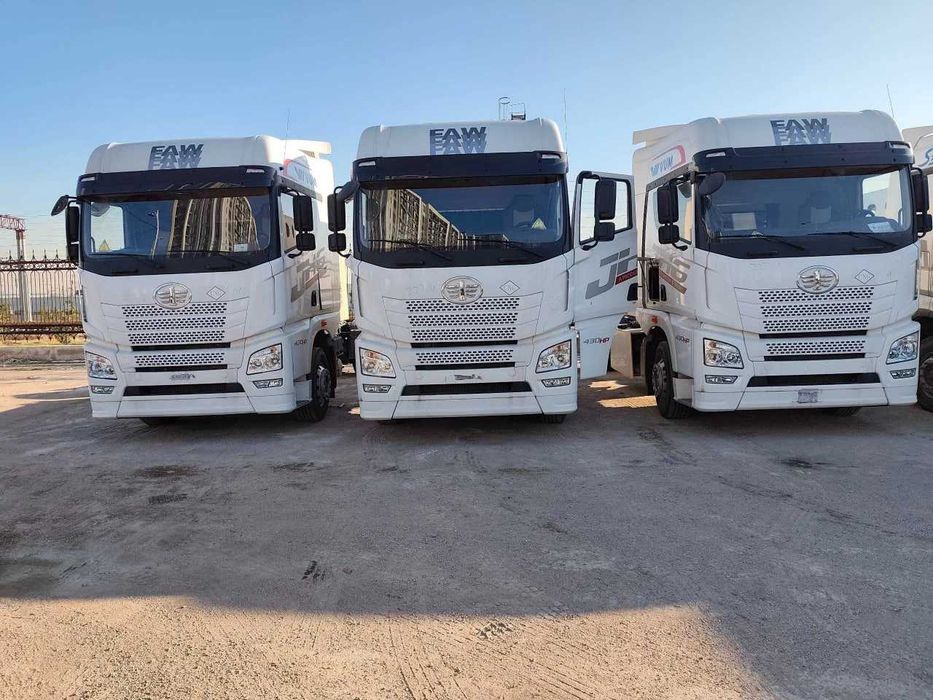 Тягач, Фуры ва прицеплар  HOWO-MAX, Tyagach