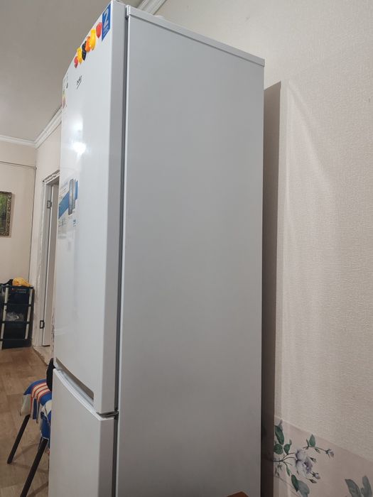 Холодильник сатылады