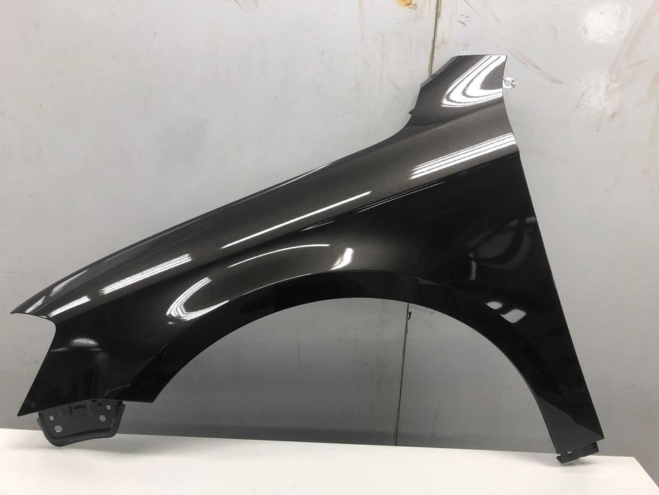 Aripa Fata Stanga VW Passat B7 An 2011-2014 (LA8X (Maro))