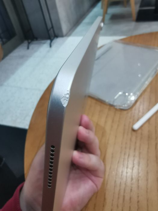 Ipad A16, 128 gb,  akb 99 % в отличном состояние,