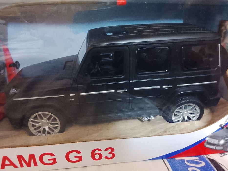 Машинка Гелендваген на пульте