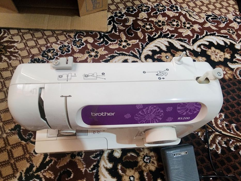 Швейная машина Brother RS200