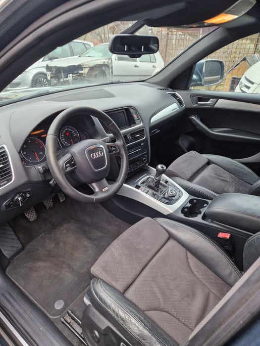 Vând audi Q5/3x S-line/Quattro/2.0 tdi