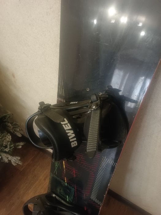 Продам сноуборд 155см