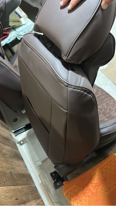 Продам чехлы на седенья