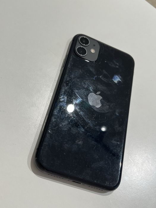 Продам айфон 11 iPhone 11