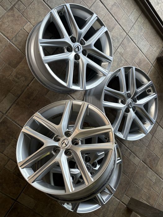 Оригинални джанти Lexus CT / Toyota 17" 5х100