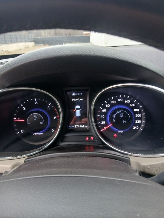 Hiundai santafe 3