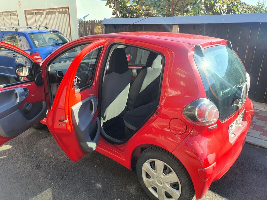 Vând Toyota Aygo 2010 - 1.0 Benzină - Unic Proprietar