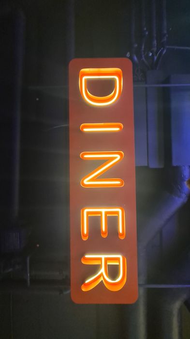 Reclame luminoase, litere volumetrice , casete luminoase